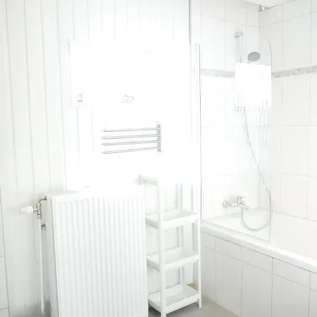 بيت للعطل Plush Holiday In With Sauna And Relaxation Baths *